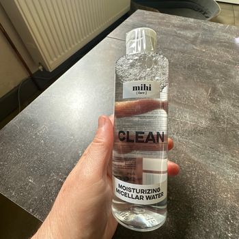 Eau micellaire