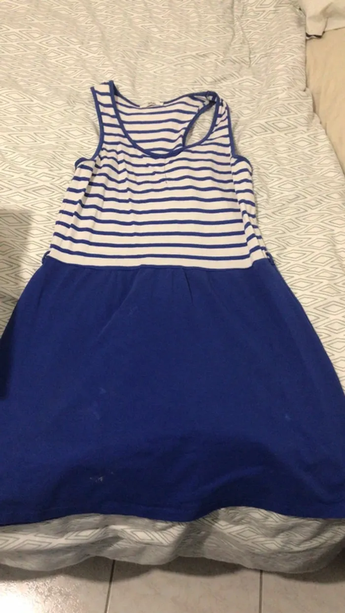 Robe taille 38 marin