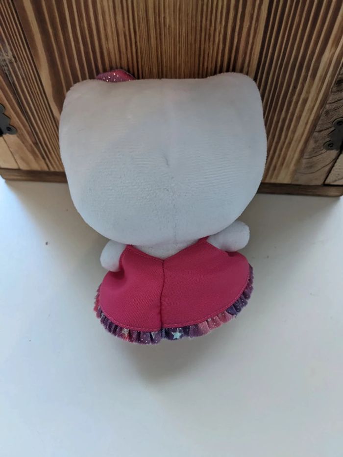 Peluche Hello Kitty - photo numéro 3