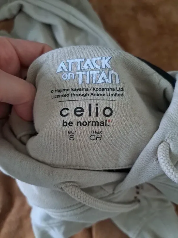 Sweat SNK - photo numéro 3