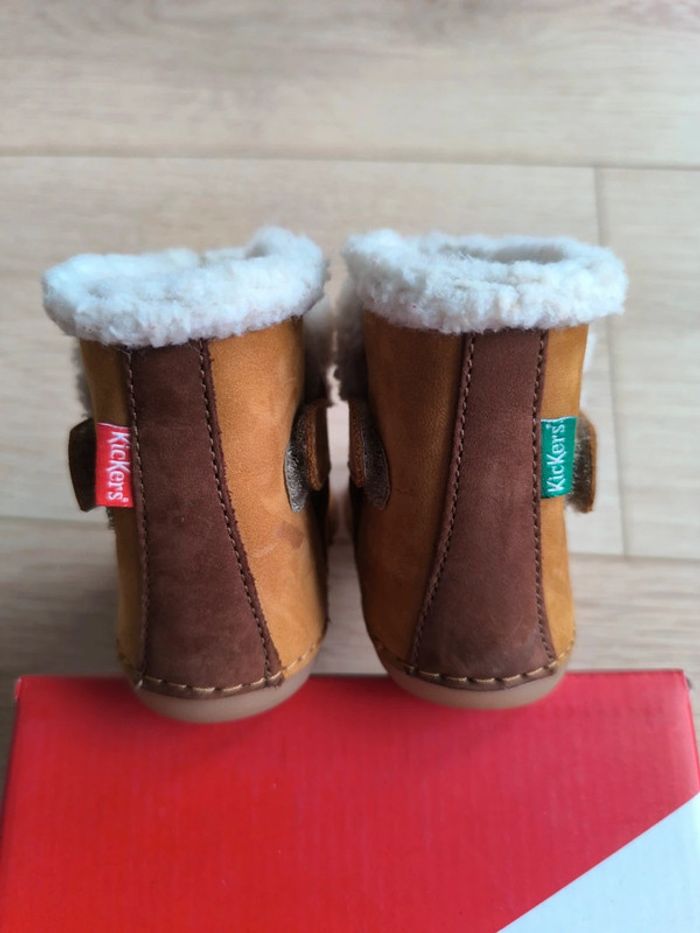 Chaussures/ Bottines Kickers fille ou garçon Sobooty Camel Kickers quasi neuves - Taille 19 - photo numéro 6