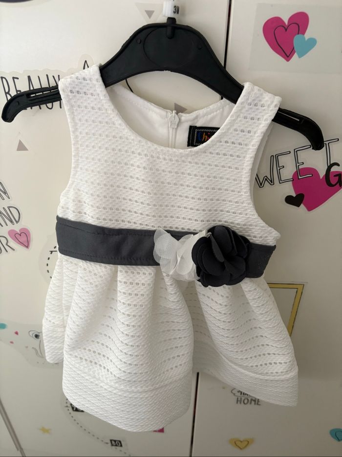 Robe de cérémonie - photo numéro 2