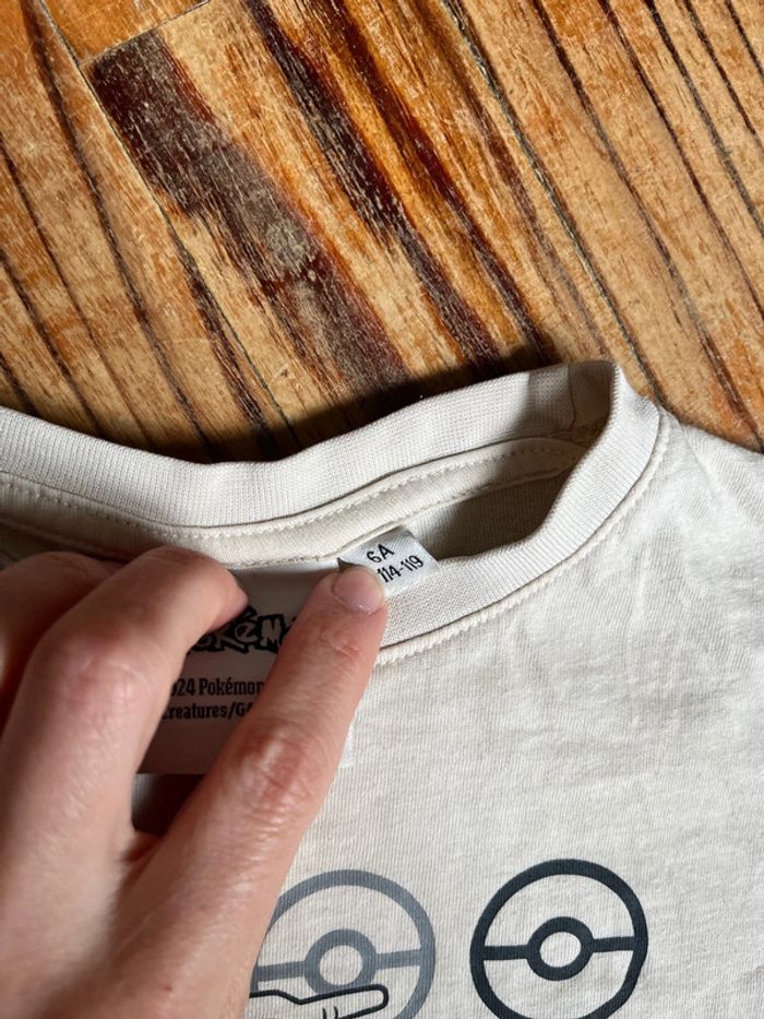 Ter shirt manches longues Pokémon Pikachu 6 ans - photo numéro 2