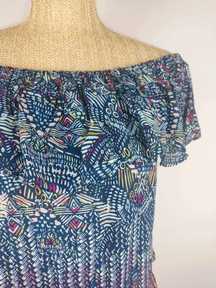 Top / blouse épaules dénudées col à volants motifs graphiques multicolores taille L Oysho - photo numéro 5