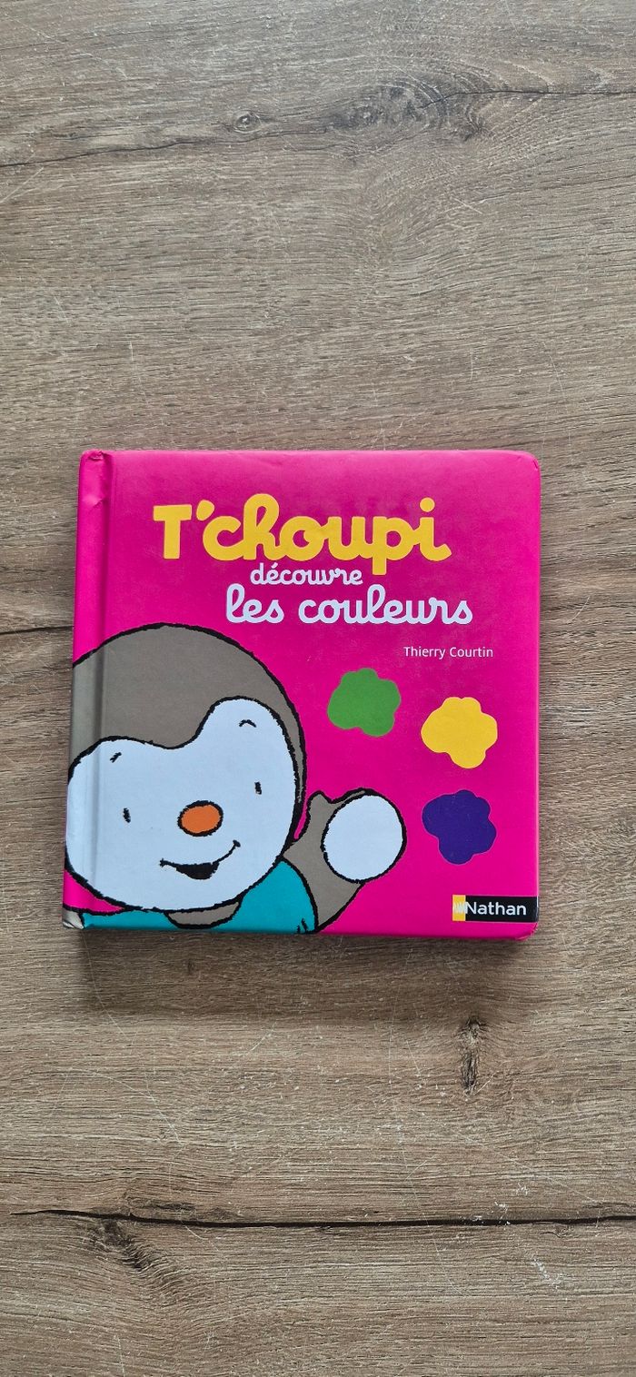 Livre T'choupi découvre les couleurs
