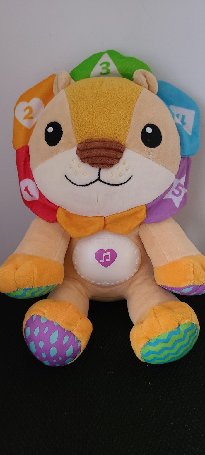 LeapFrog Lullaby Lights Lion, projecteur de lumière de Nuit pour bébé, Jouet en Peluche avec lumière