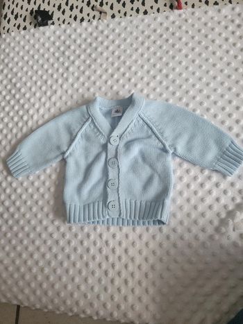 Gilet en maille bleu petit bateau – 6 mois – Intemporel et élégant