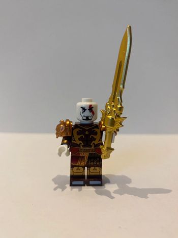 Figurine type lego Kratos. God of War
