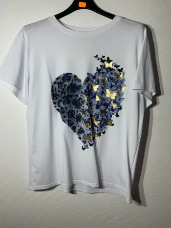 T-shirt « cœur » femme taille unique. (38-44)- agape- neuf avec étiquette