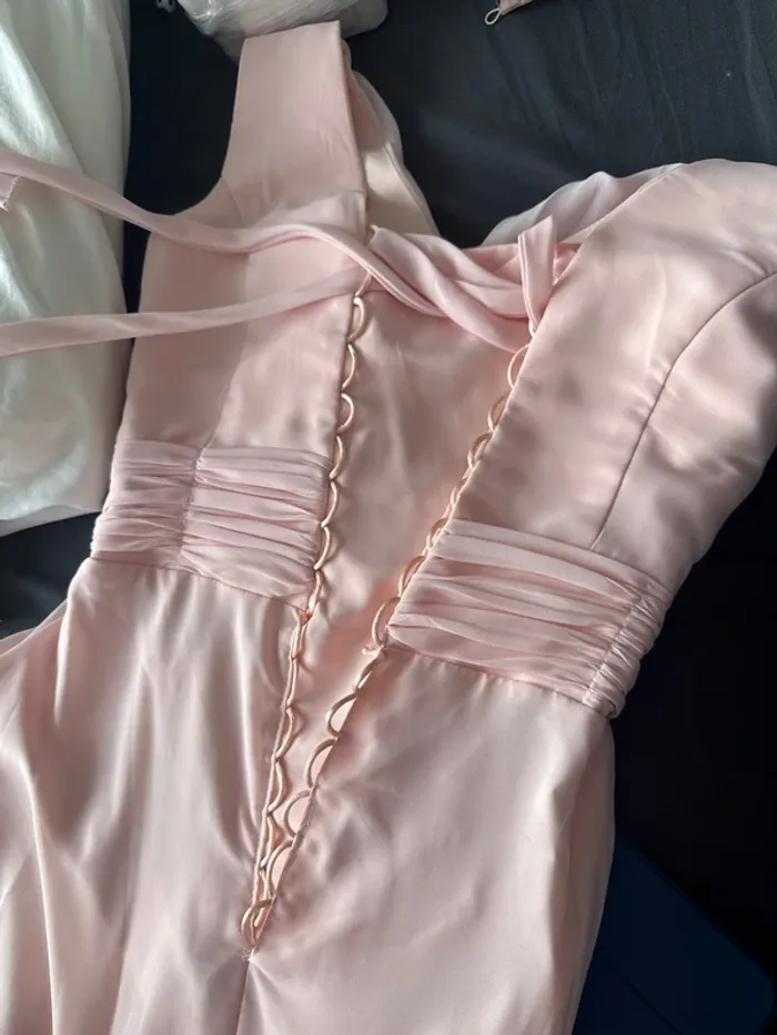 Robe de demoiselle d’honneur rose poudrée – Taille S – Dos lacé + étole incluse - photo numéro 4