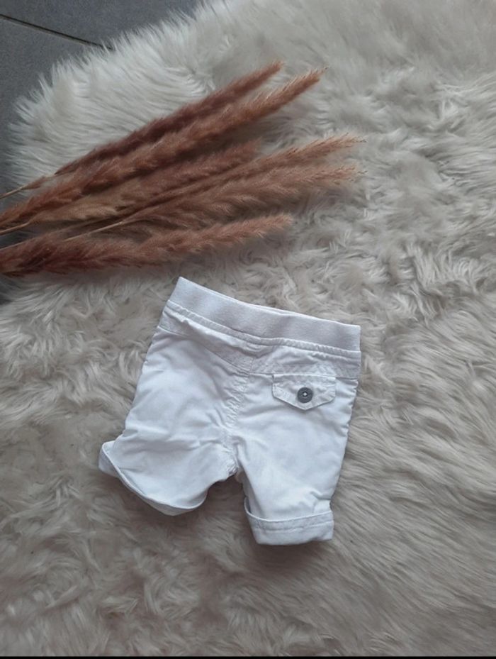 Short blanc 1 mois - photo numéro 3