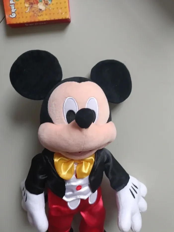 Peluche Mickey costume - photo numéro 2