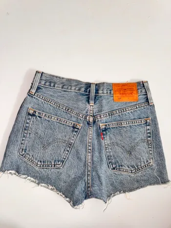 Short en jeans Levi’s  Taille 23 us