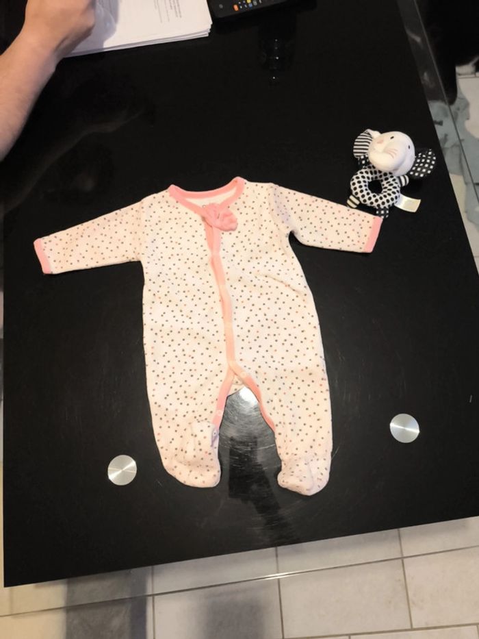 Pyjama en velours taille 3 mois