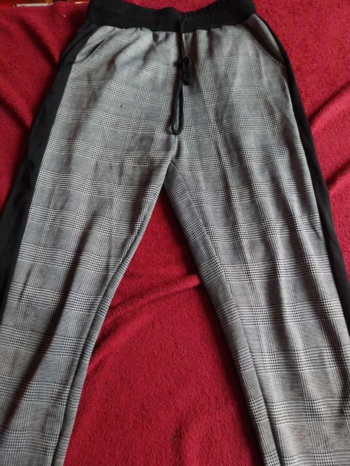 Ensemble pantalon+maillot  taille S - photo numéro 8