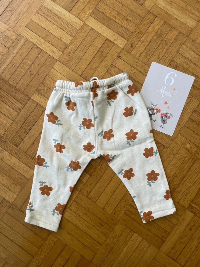Pantalon Kiabi taille 6 mois - photo numéro 3