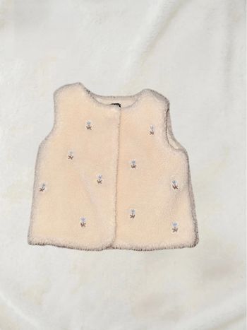 🌷Superbe gilet sans manches fleuris🌷