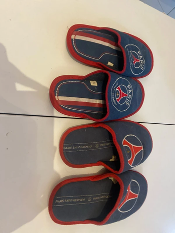 2 paires de Chausson PSG