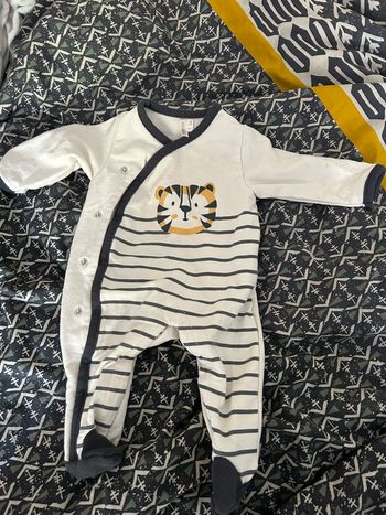 Pyjama 1 mois