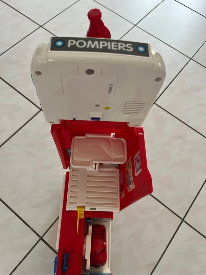 camion caserne de pompier Tut Tut copains Vtech. - photo numéro 9
