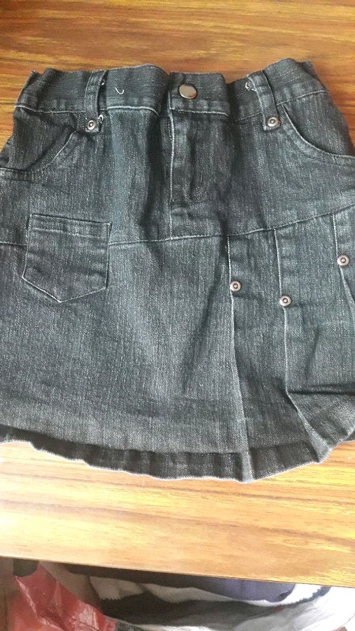 Jupe en jean noire t5a