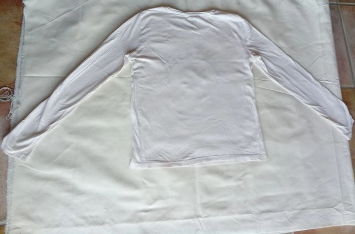 T.shirt manches longues beige avec ourson 12 ans - photo numéro 2