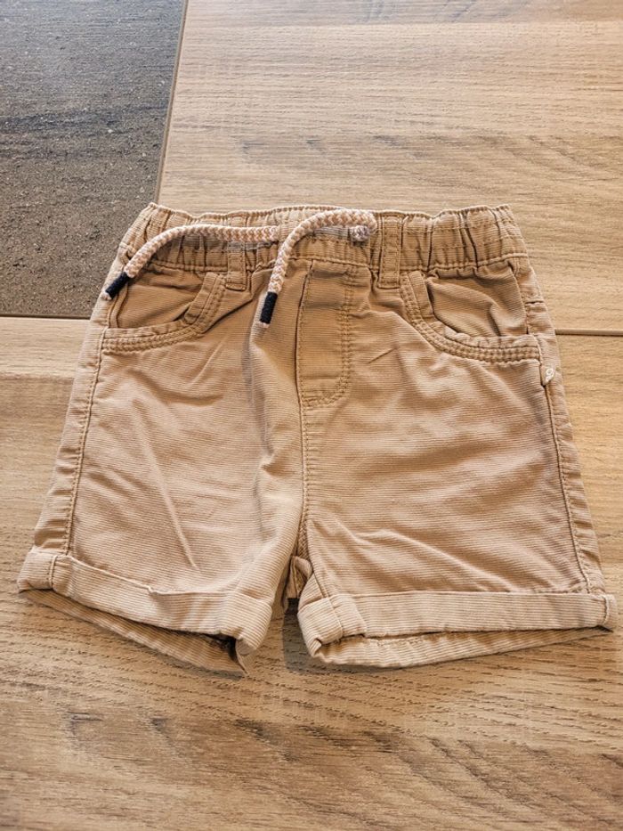Short beige garçon Obaibi 12 mois