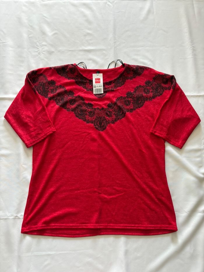 Pull rouge à manches 3-4 avec détail noir en dentelle - Plus Collection - 3XL/4XL-46/48