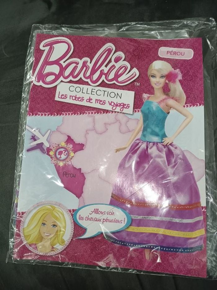 Robe de mes voyages barbie et livre neuf.le Pérou