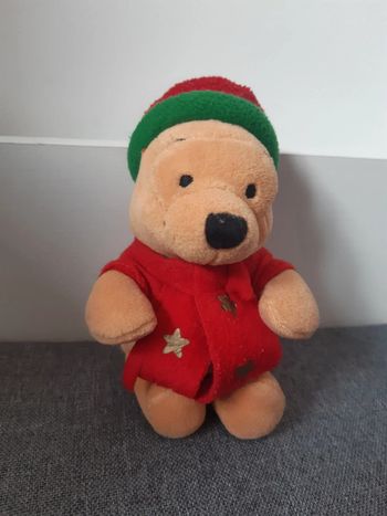 Petite peluche / doudou Winnie the pooh l'ourson