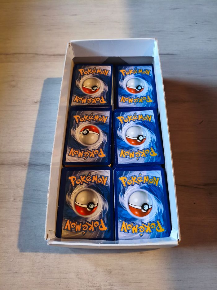 Lot de 100 cartes Pokémon VF en très bon état