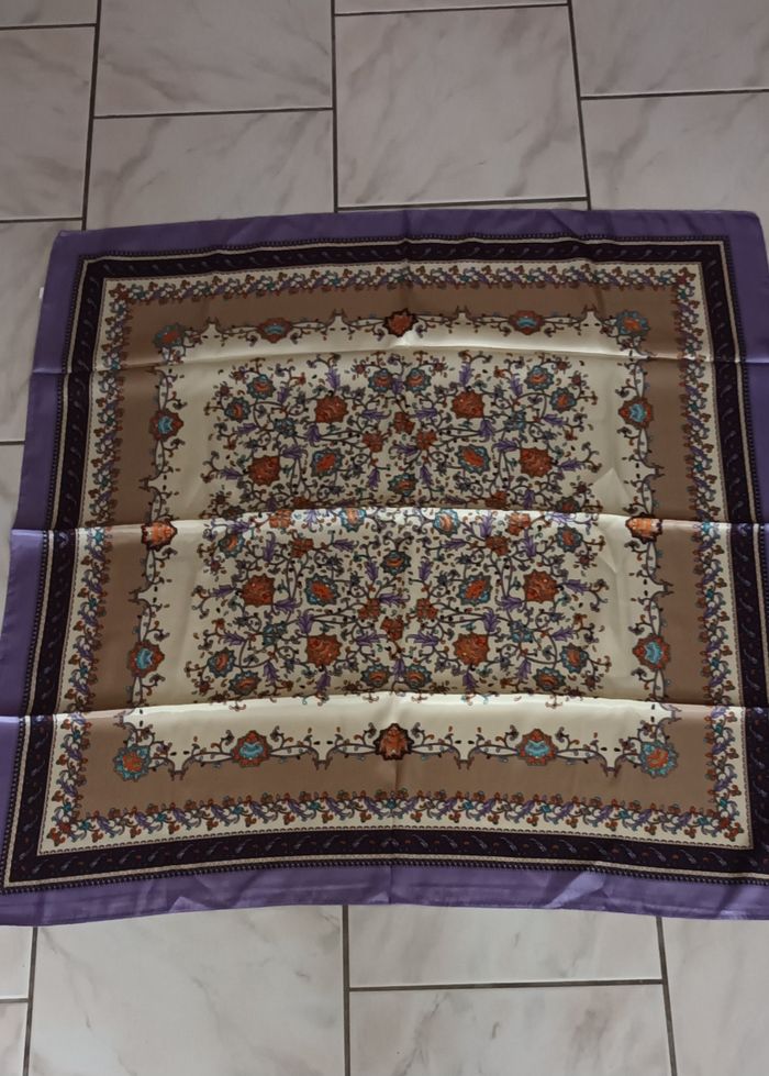 Foulard - photo numéro 2