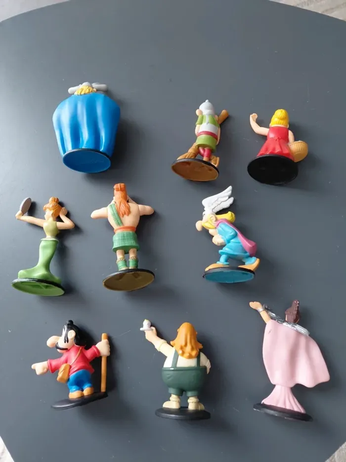 Lot 9 figurines d' asterix - photo numéro 3