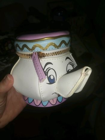 Théière trousse porte monnaie la Belle et la Bête Disney