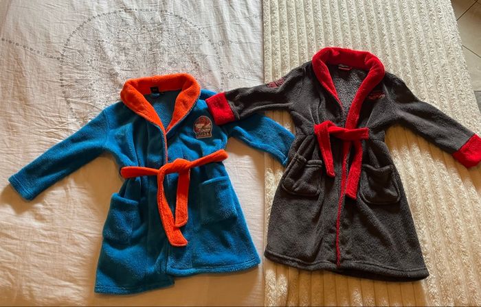 Lot peignoirs Disney