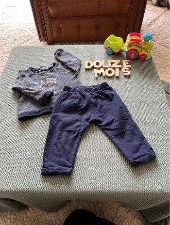 Ensemble garçon taille 12 mois