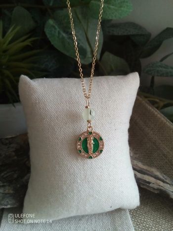 Collier médaillon de protection de saint Benoît