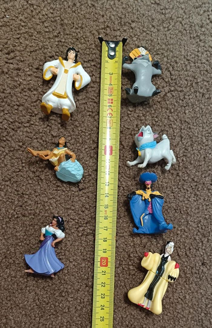 Lot figurines Disney