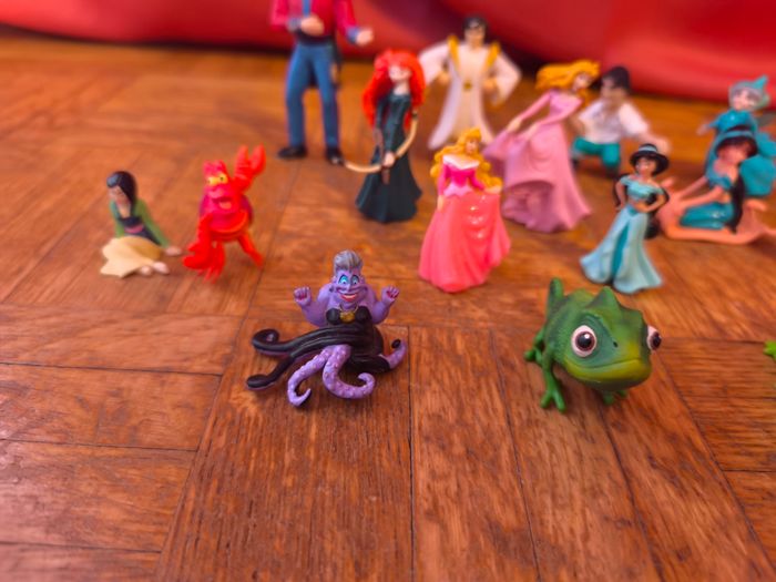 Lot figurines Disney princesses - photo numéro 2