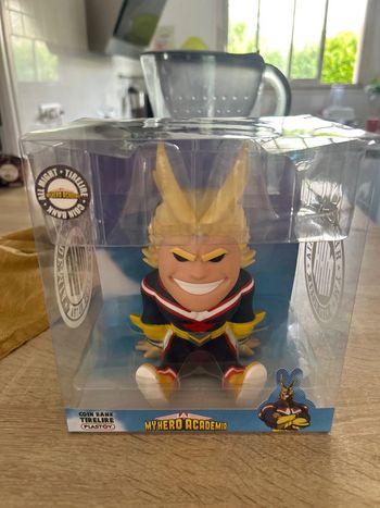 Tirelire figurine all might