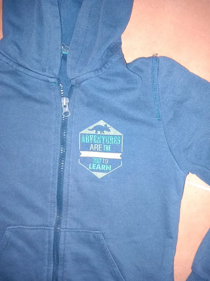 Gilet zippé à capuche - photo numéro 2
