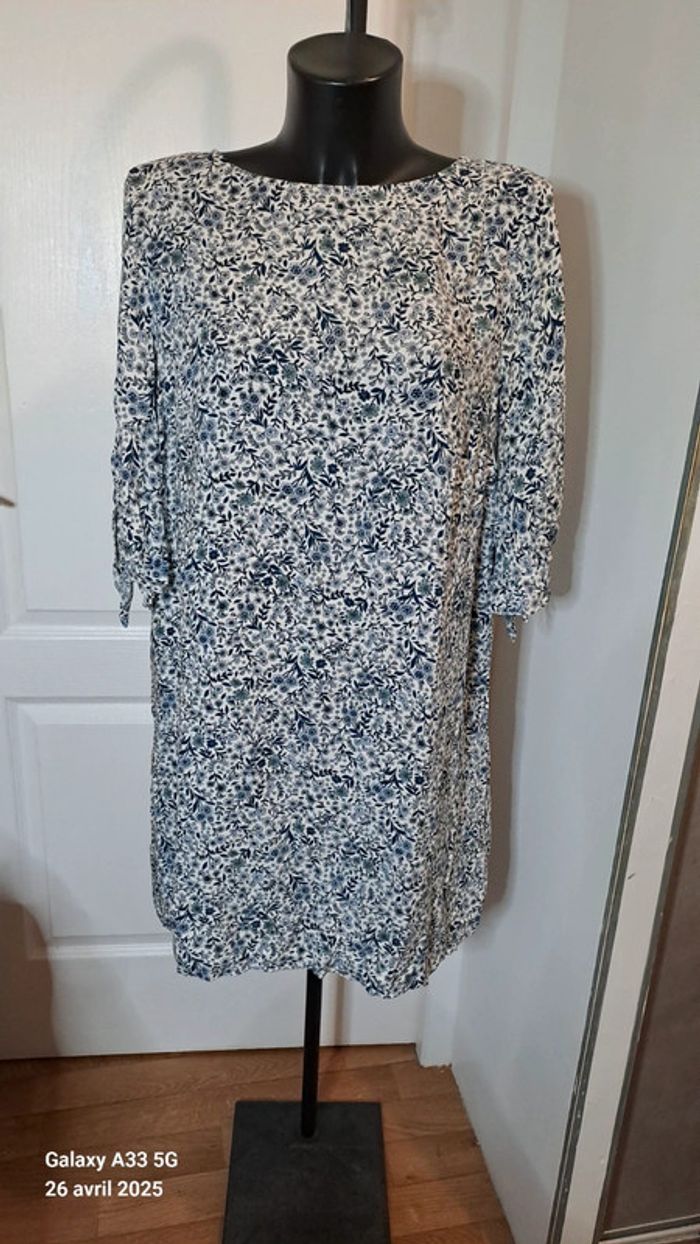 Robe H&M neuve T/44