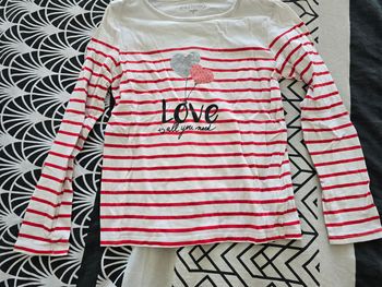 Tee shirt
