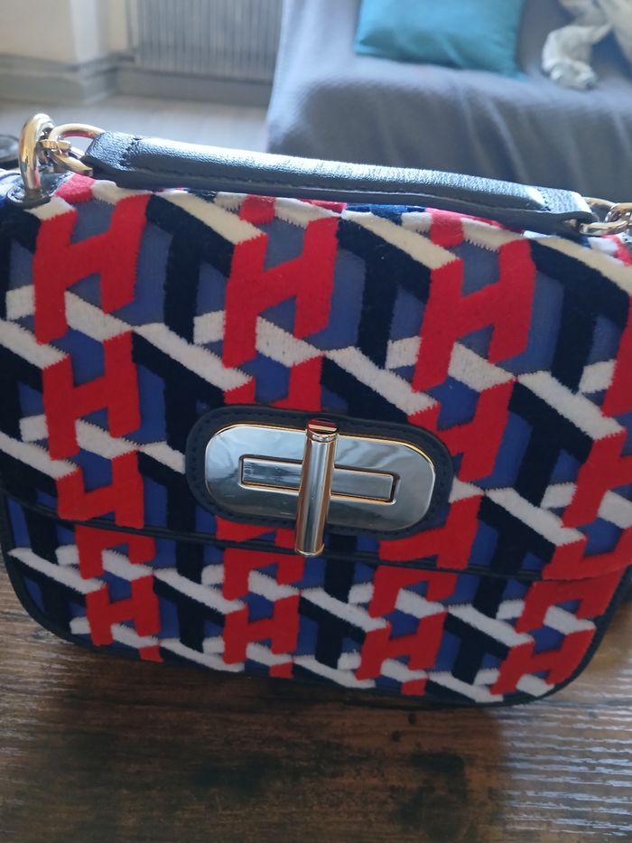Sac tommy hilfiger - photo numéro 2