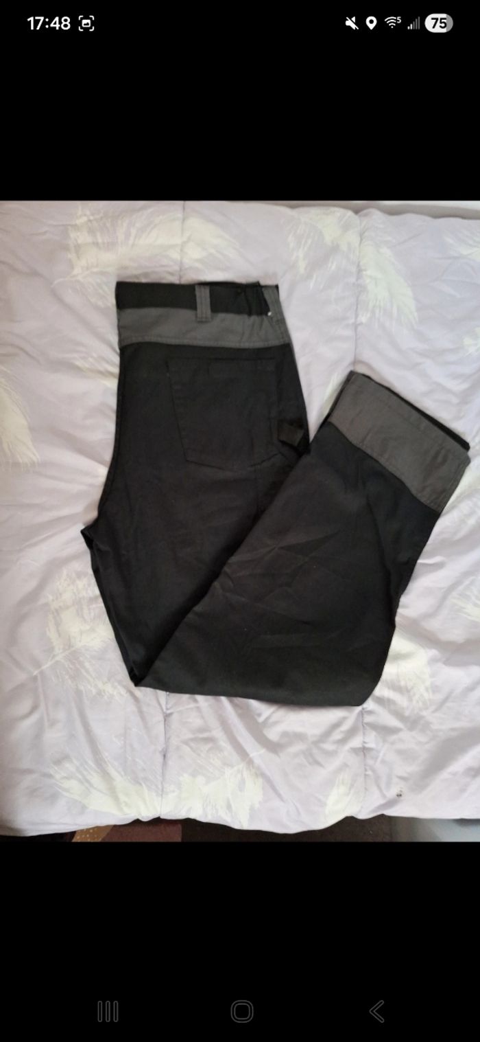 Pantalon noir - photo numéro 1