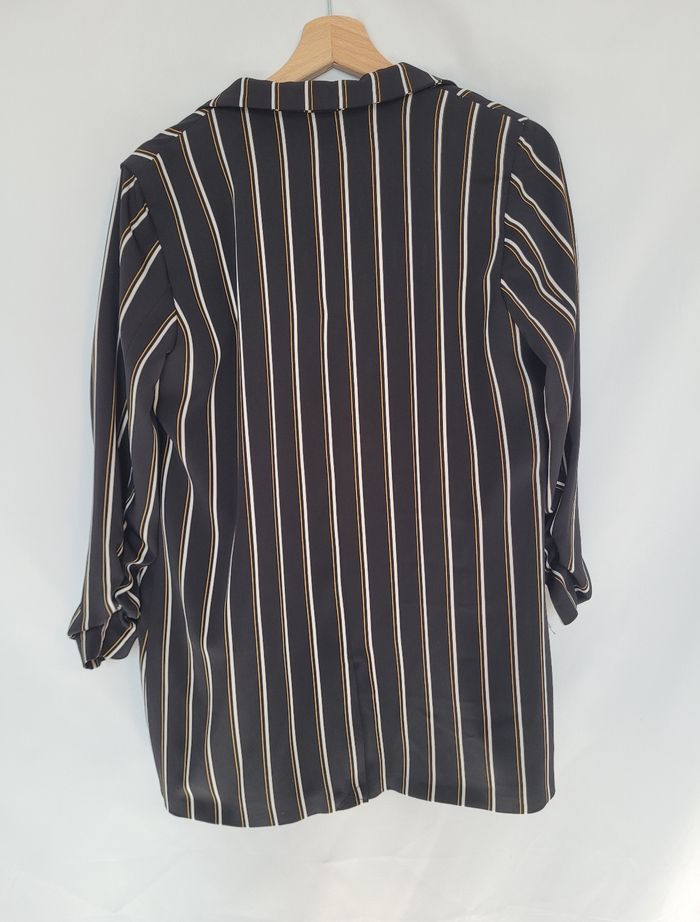 Joli blazer noir à rayures - photo numéro 3