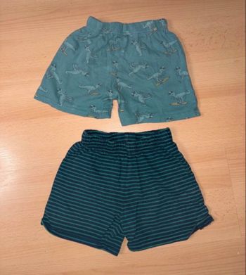 Lot de 2 shorts Vertbaudet garçon taille 4 ans 
