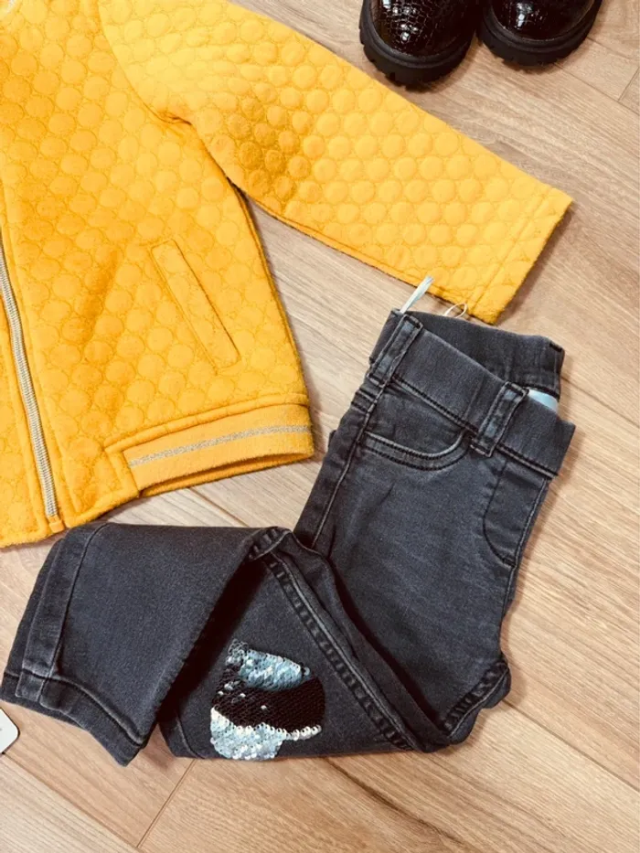 Taille 4 ans tenue 3 pièces fille multimarque moutarde gris noir * sequins * 🩷 - photo numéro 6
