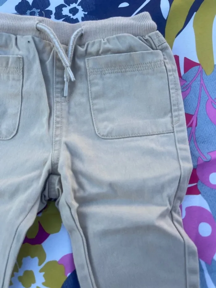 Pantalon 12 mois kiabi - photo numéro 2