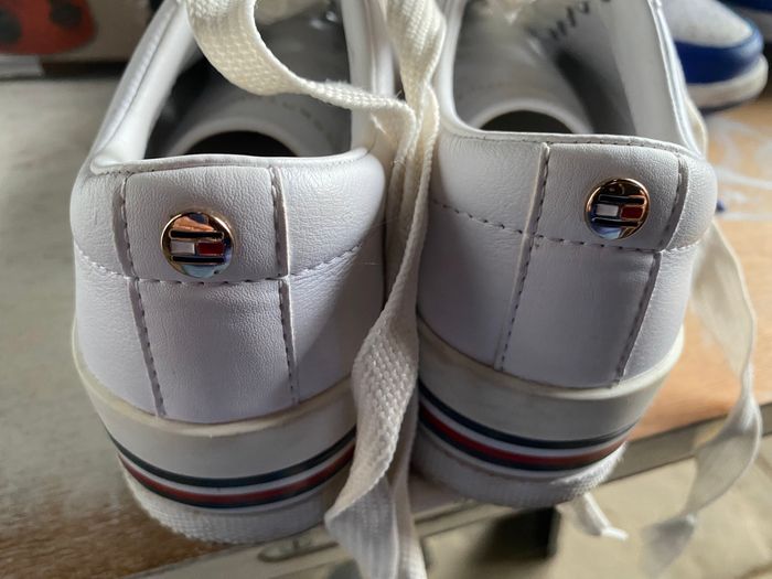 Baskets pointure 36 tommy hilfiger - photo numéro 2
